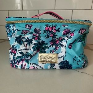 Lilly Pulitzer Cosmetic Case - Amalfi Blue, Lilly’s Roadtrip FLORIDA